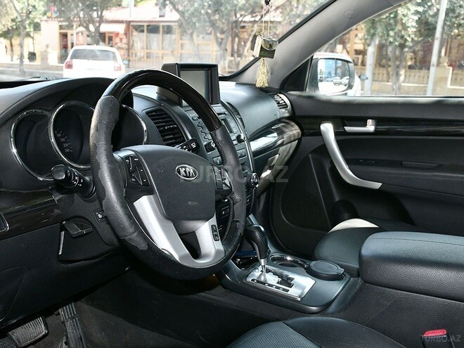 Kia Sorento 2011, 106,000 km - 2.0 l - Bakı