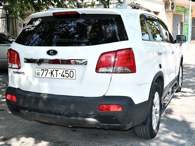 Kia Sorento 2011, 106,000 km - 2.0 l - Bakı