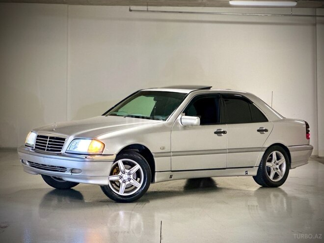 Mercedes C 200 2000, 332,000 km - 2.0 л - Gəncə