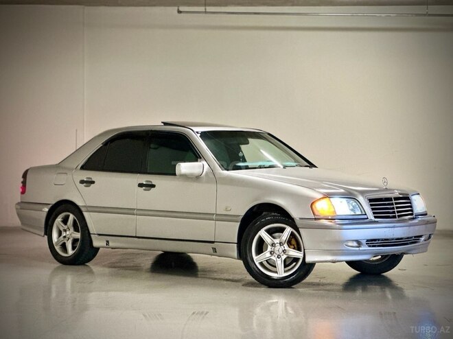 Mercedes C 200 2000, 332,000 km - 2.0 л - Gəncə