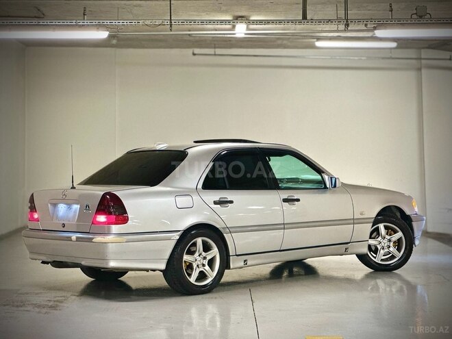 Mercedes C 200 2000, 332,000 km - 2.0 л - Gəncə