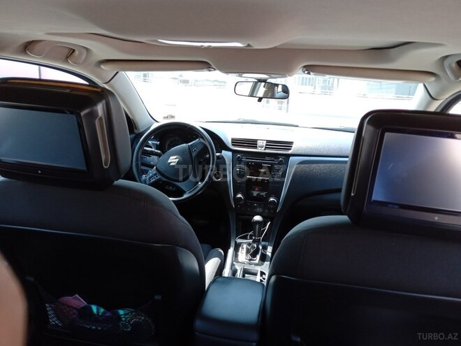 Suzuki Kizashi 2010, 193,000 km - 2.4 l - Bakı
