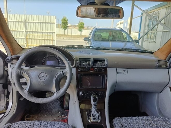 Mercedes C 220 2001, 610,000 km - 2.2 l - Bakı