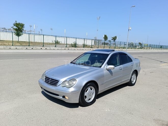 Mercedes C 220 2001, 610,000 km - 2.2 l - Bakı