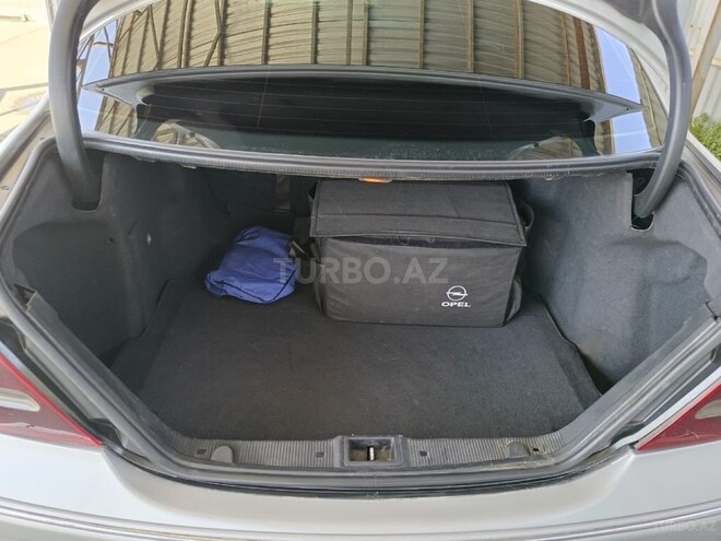 Mercedes C 220 2001, 610,000 km - 2.2 l - Bakı