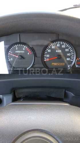 Isuzu NPR 75 K 2014, 131,000 km - 5.2 l - Bakı