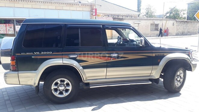Mitsubishi Pajero 1996, 359,733 km - 3.0 l - Şəmkir