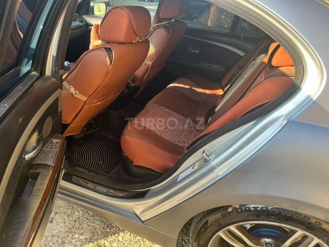BMW 745 2002, 300,000 km - 4.4 л - Tovuz