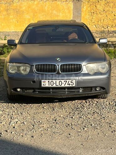 BMW 745 2002, 300,000 km - 4.4 л - Tovuz