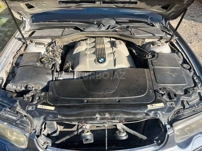 BMW 745 2002, 300,000 km - 4.4 л - Tovuz