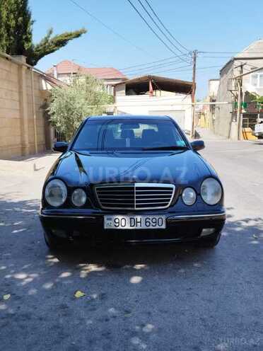 Mercedes E 240 2000, 295,000 km - 2.4 l - Bakı
