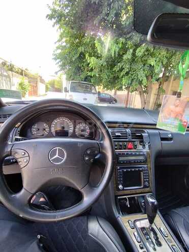 Mercedes E 240 2000, 295,000 km - 2.4 l - Bakı