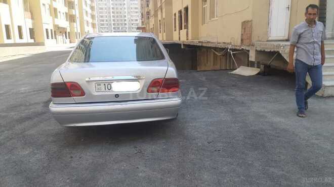 Mercedes E 320 1996, 302,157 km - 3.2 l - Bakı