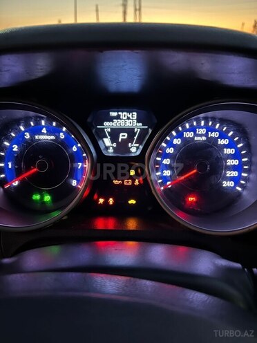 Hyundai Elantra 2012, 225,000 km - 1.6 l - Bakı