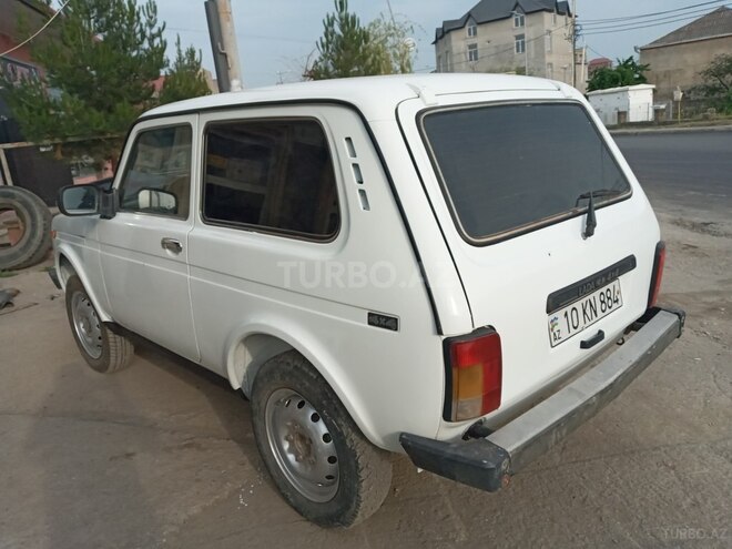 LADA (VAZ) Niva 2002, 245,437 km - 1.7 l - Quba
