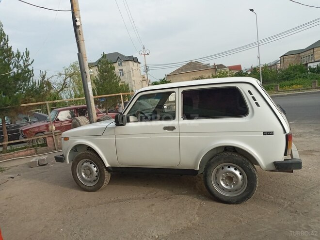 LADA (VAZ) Niva 2002, 245,437 km - 1.7 l - Quba