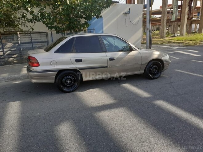 Opel Astra 1997, 236,589 km - 1.6 l - Bakı