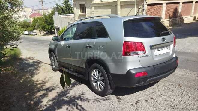 Kia Sorento 2011, 129,128 km - 2.0 l - Bakı