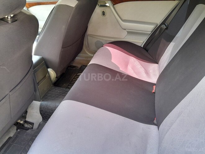 Mercedes C 200 1996, 305,000 km - 2.0 l - İsmayıllı