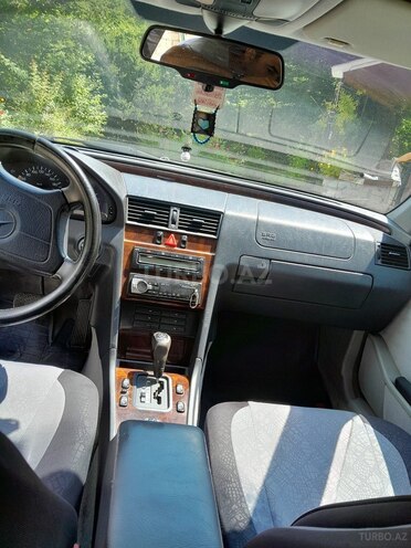 Mercedes C 200 1996, 305,000 km - 2.0 l - İsmayıllı