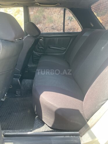 Mercedes E 230 1983, 235,000 km - 2.3 l - Bakı