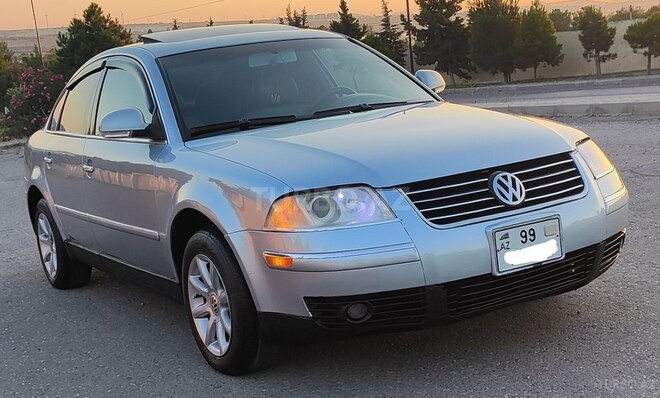Volkswagen Passat 2004, 282,000 km - 1.8 l - Bakı