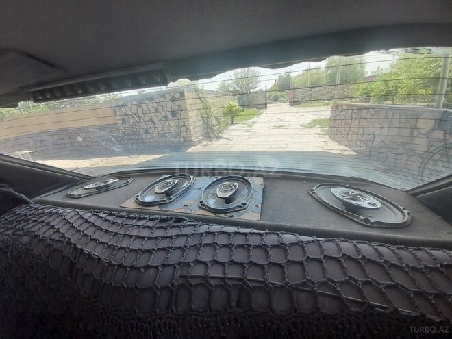 Mercedes 190 1991, 242,000 km - 2.0 л - Şirvan
