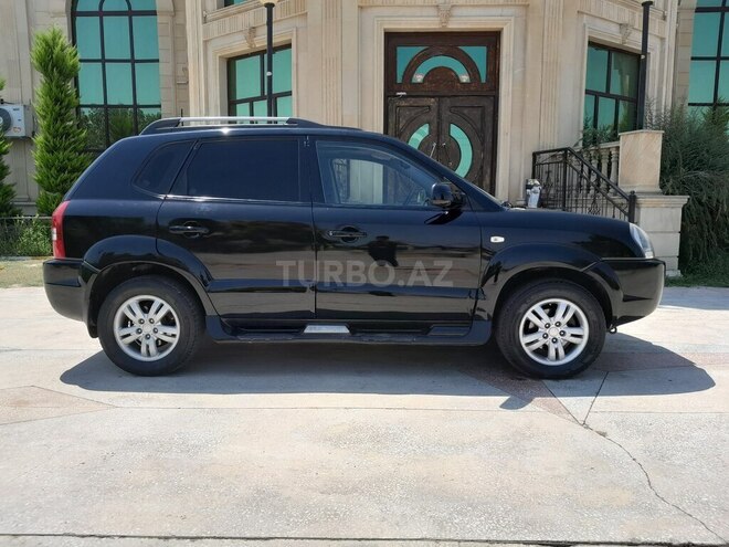 Hyundai Tucson 2006, 300,000 km - 2.0 l - Tovuz