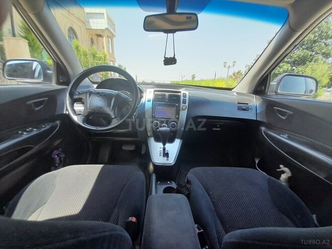Hyundai Tucson 2006, 300,000 km - 2.0 l - Tovuz