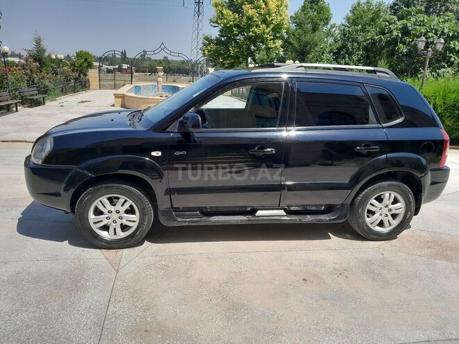Hyundai Tucson 2006, 300,000 km - 2.0 l - Tovuz
