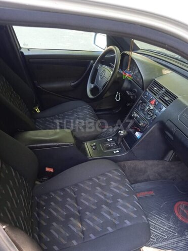 Mercedes C 220 1998, 240,000 km - 2.2 l - Bakı