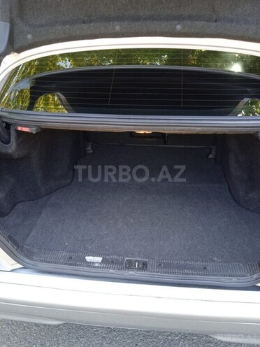 Mercedes C 220 1998, 240,000 km - 2.2 l - Bakı