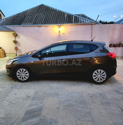 Kia Ceed 2018, 218,000 km - 1.4 l - Bakı