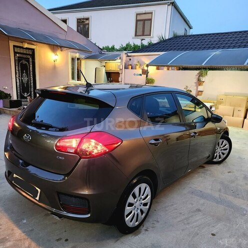 Kia Ceed 2018, 218,000 km - 1.4 l - Bakı