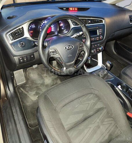 Kia Ceed 2018, 218,000 km - 1.4 l - Bakı