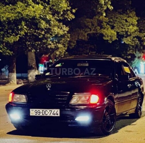 Mercedes C 230 1999, 288,000 km - 2.3 l - Mingəçevir