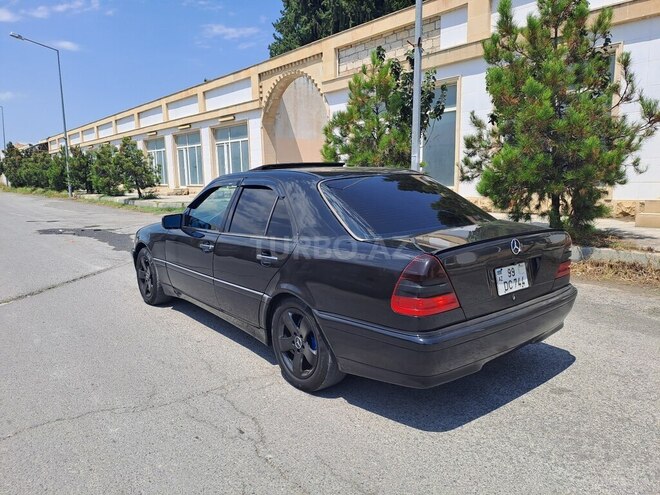Mercedes C 230 1999, 288,000 km - 2.3 l - Mingəçevir
