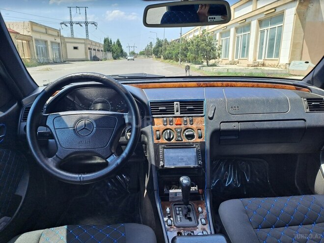 Mercedes C 230 1999, 288,000 km - 2.3 l - Mingəçevir