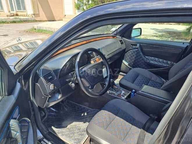 Mercedes C 230 1999, 288,000 km - 2.3 l - Mingəçevir
