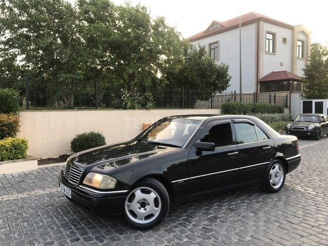 Mercedes C 180 1996, 250,000 km - 1.8 l - Bakı