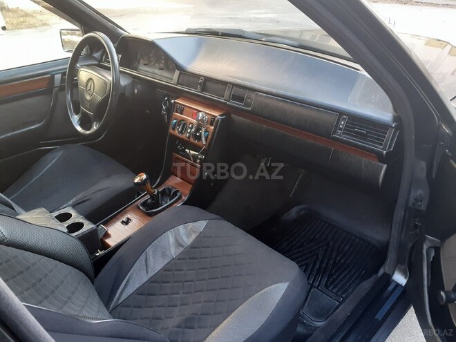 Mercedes E 300 1994, 350,875 km - 3.0 л - Sumqayıt