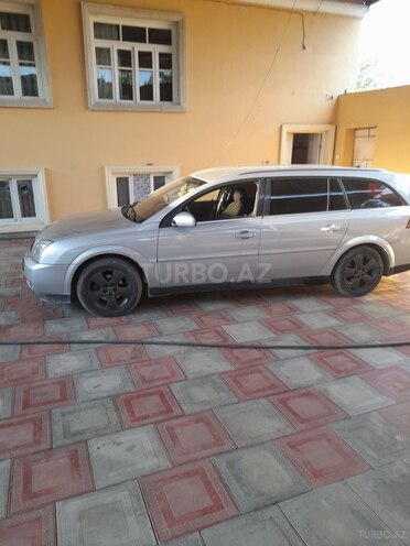 Opel Vectra 2004, 360,000 km - 1.9 л - Tovuz