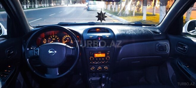 Nissan Sunny 2011, 220,000 km - 1.6 l - Bakı
