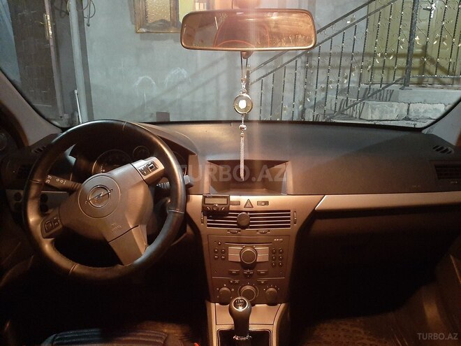 Opel Astra 2006, 259,652 km - 1.4 л - Şirvan