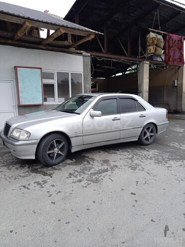Mercedes C 200 1998, 236,875 km - 2.0 l - Balakən