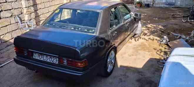 Mercedes 190 1990, 123,456 km - 2.3 l - Bakı