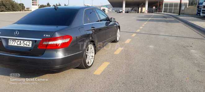 Mercedes E 220 2011, 296,000 km - 2.2 l - Bakı