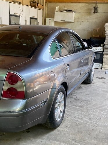 Volkswagen Passat 2001, 259,863 km - 1.8 l - Bakı