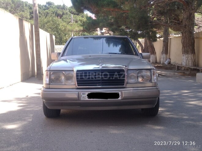 Mercedes E 230 1990, 387,620 km - 2.3 л - Sumqayıt