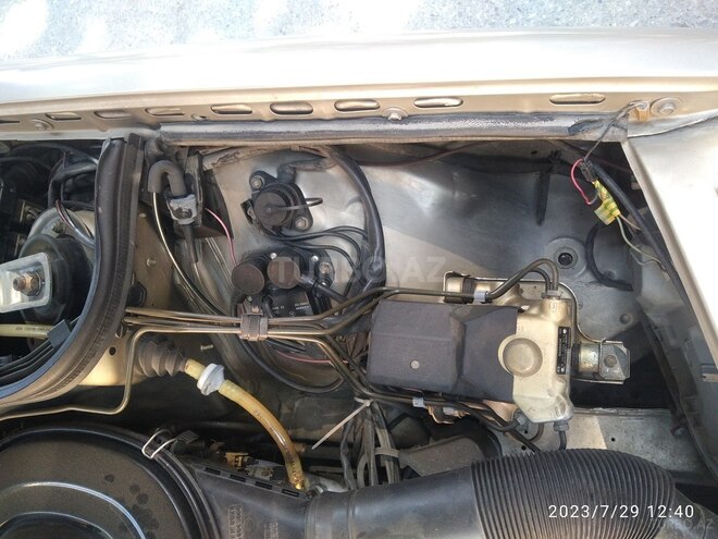 Mercedes E 230 1990, 387,620 km - 2.3 л - Sumqayıt